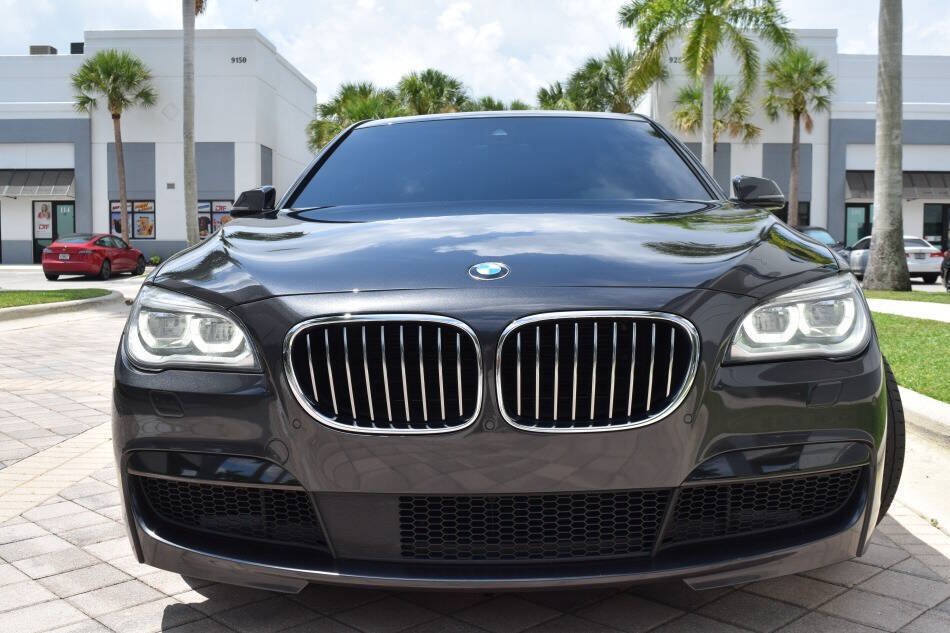 Used 2015 BMW 750i RWD image 35