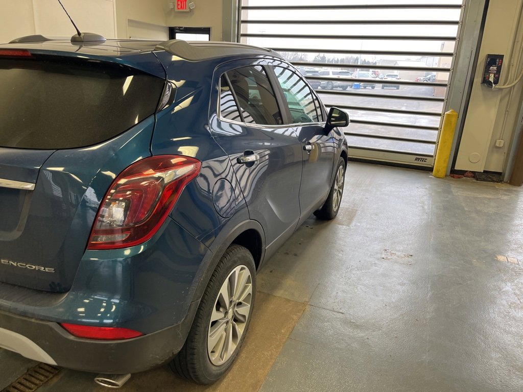 Used 2019 Buick Encore Preferred image 4