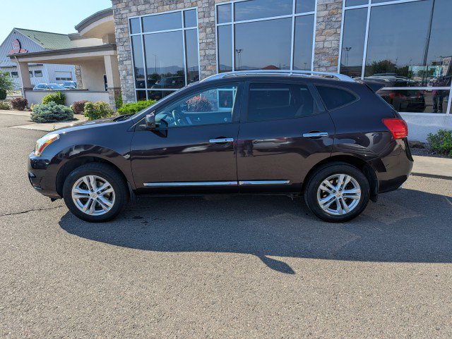 Used 2013 Nissan Rogue SV w/ Premium Pkg AWD/4WD image 2