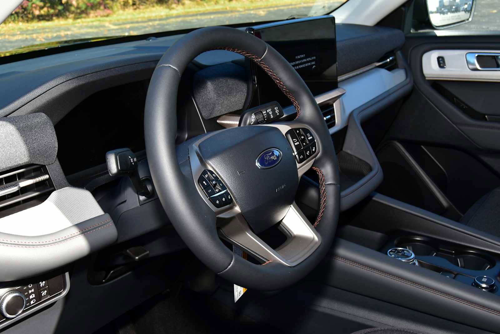 New 2026 Ford Explorer Active image 14