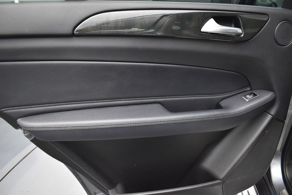Used 2019 Mercedes-Benz GLS 450 4MATIC image 24