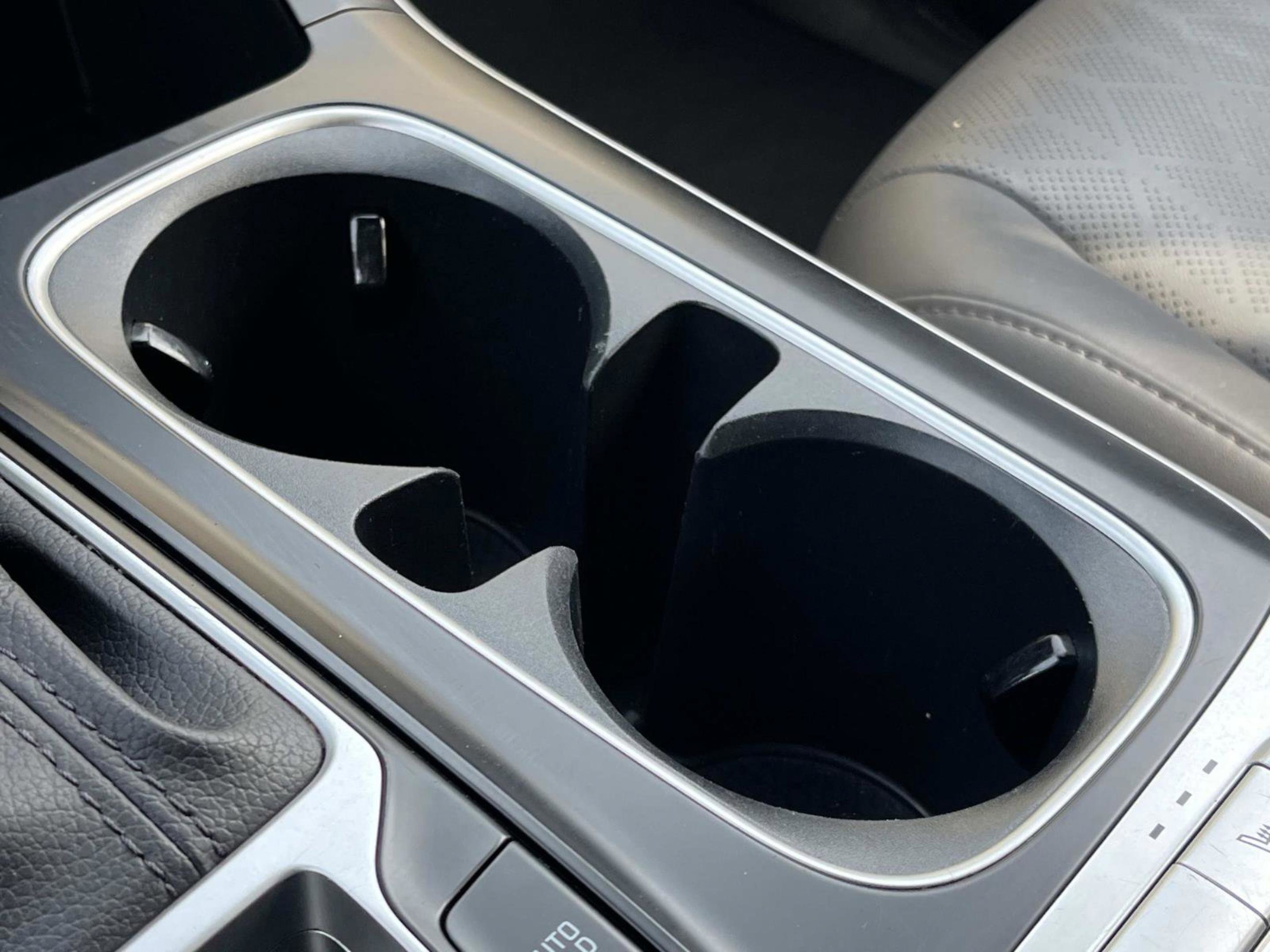 Used 2024 Kia Carnival LX image 37