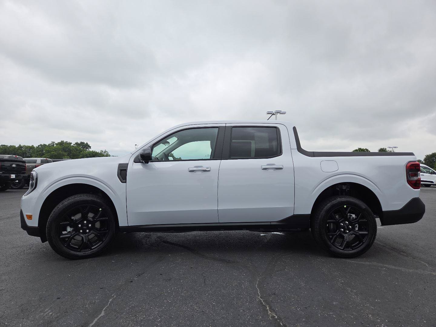New 2026 Ford Maverick Lariat w/ Black Appearance Package AWD/4WD image 15
