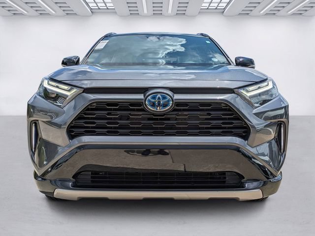 Used 2024 Toyota RAV4 XSE AWD/4WD image 2