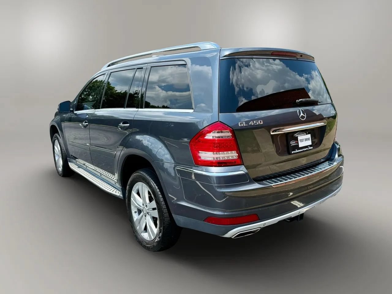 Used 2012 Mercedes-Benz GL 450 4MATIC image 3