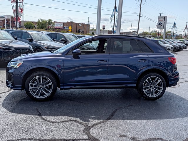 Certified 2025 Audi Q3 2.0T Premium AWD/4WD image 4