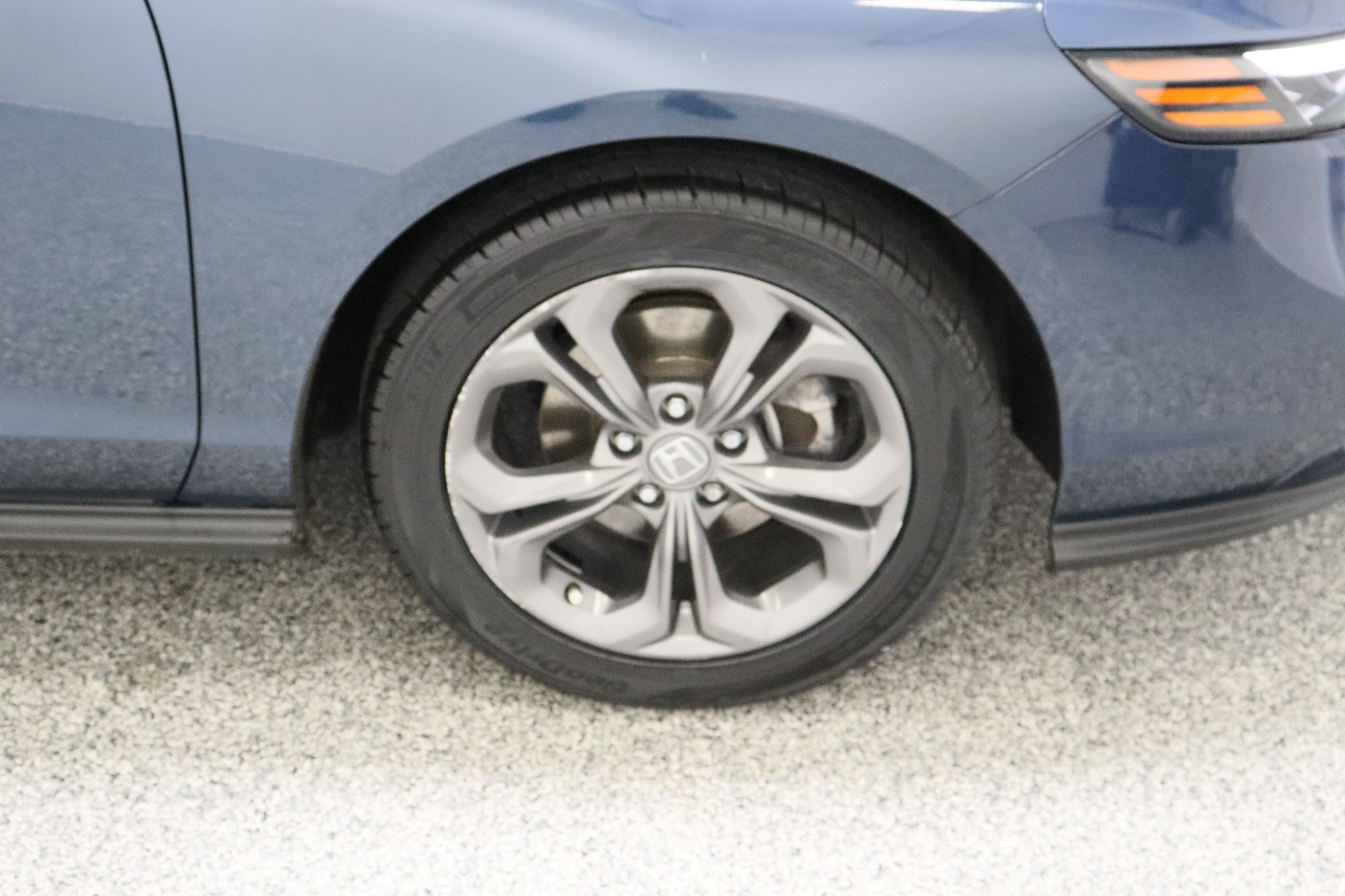 Used 2024 Honda Accord EX image 5