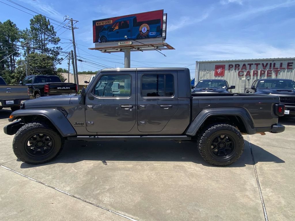 Used 2025 Jeep Gladiator Sport AWD/4WD image 39
