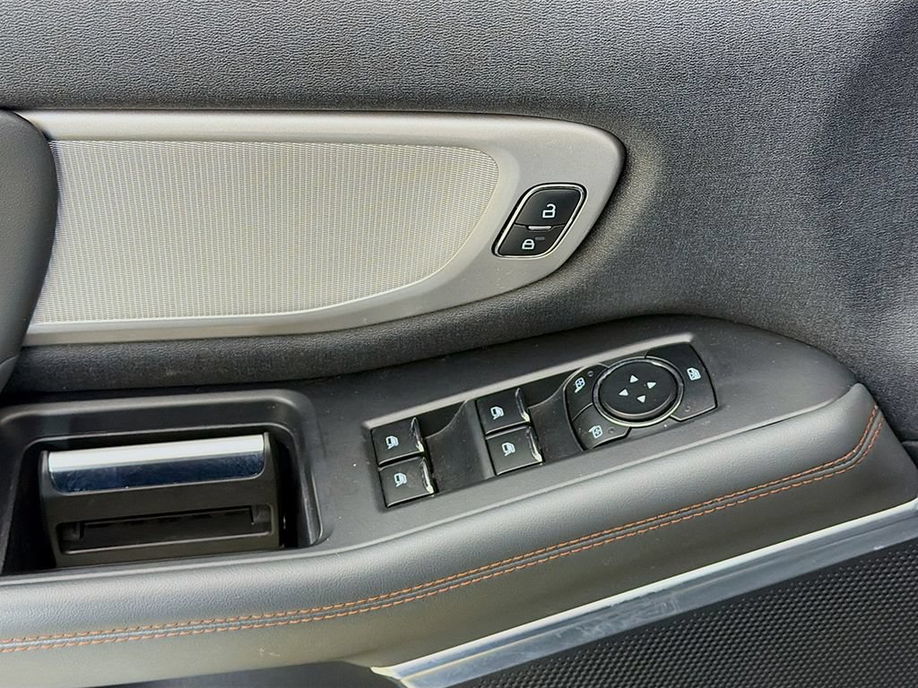 Used 2025 Ford Expedition Active AWD/4WD image 30