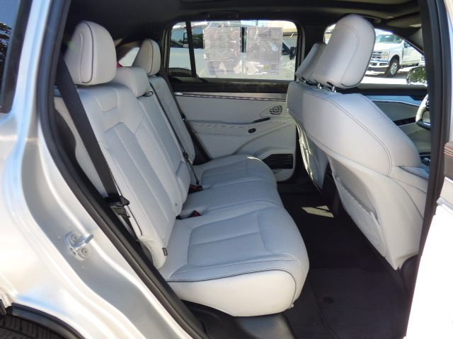 Used 2025 Jeep Wagoneer S Limited image 16