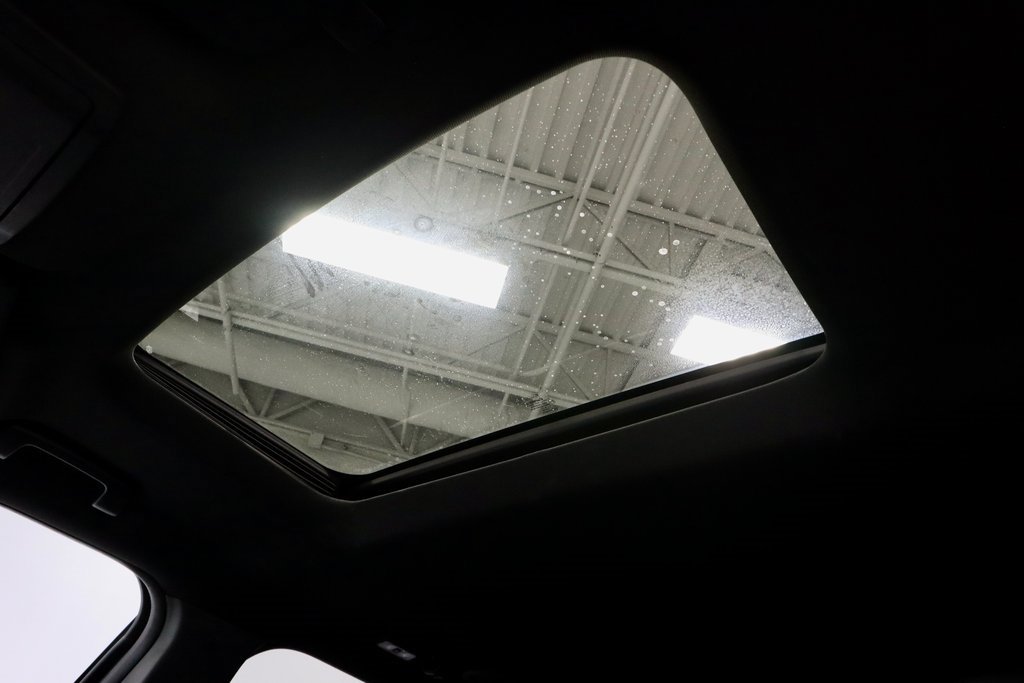 Certified 2019 Ford Explorer Limited w/ Class III Trailer Tow Package image 35