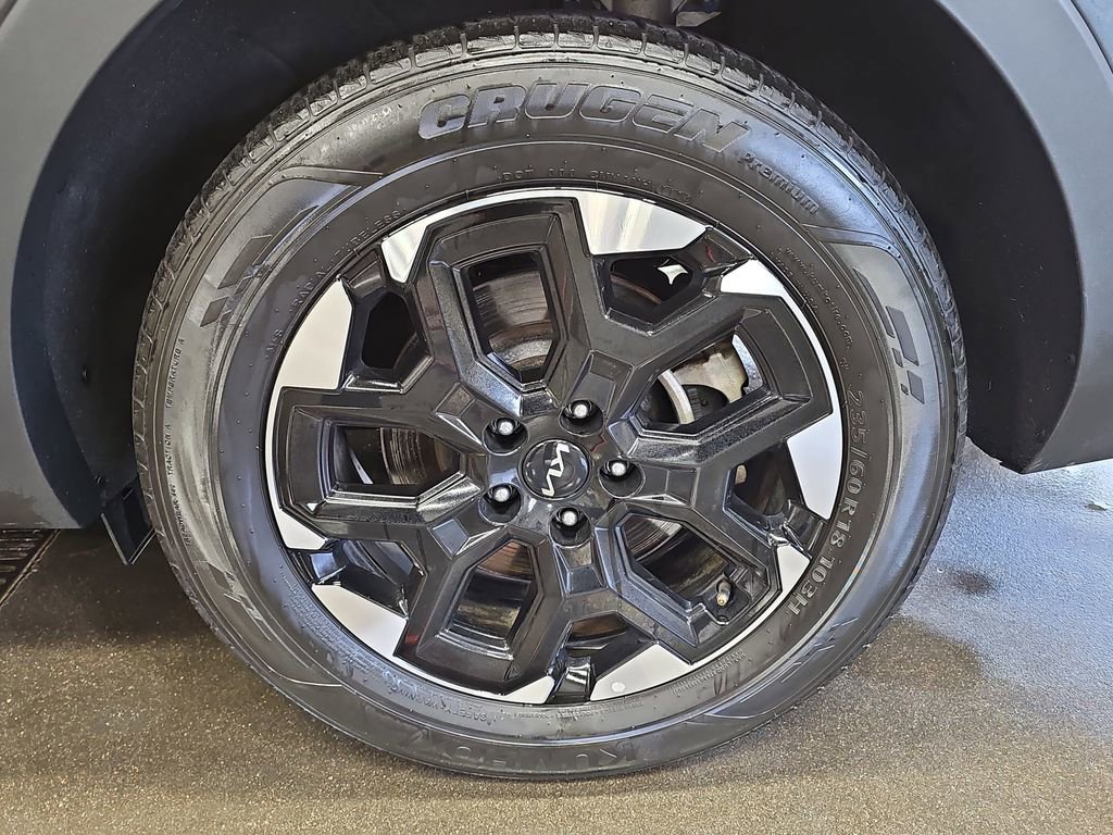 Used 2024 Kia Sorento S image 34