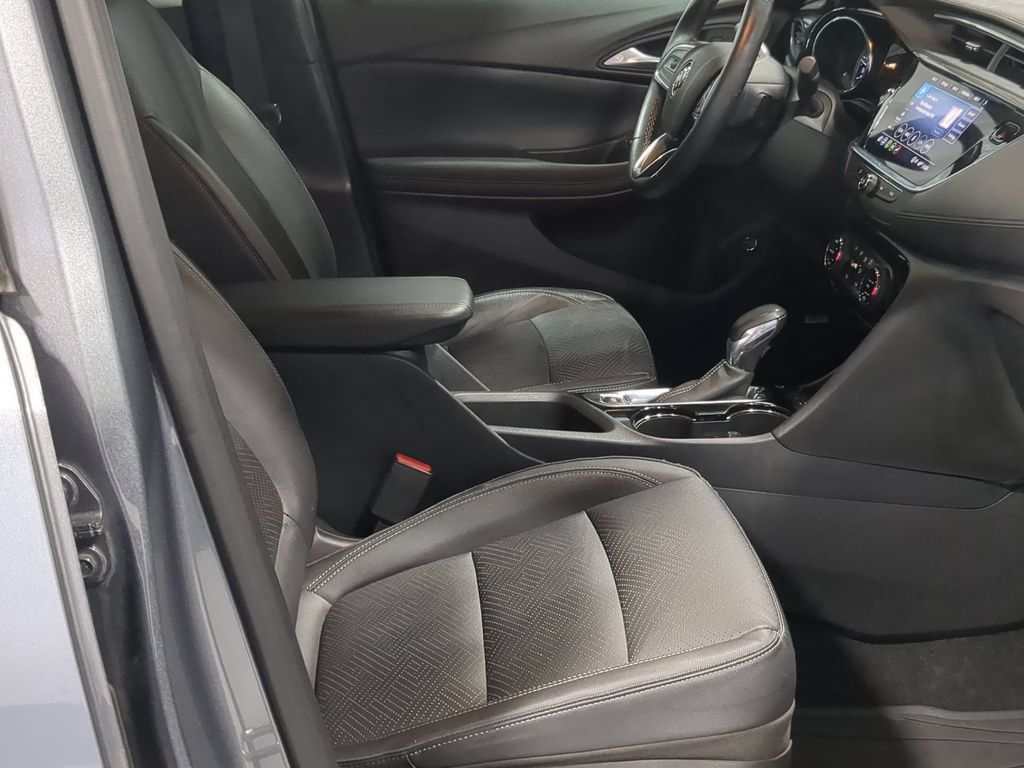 Used 2021 Buick Encore GX Essence w/ Advanced Technology Package AWD/4WD image 27