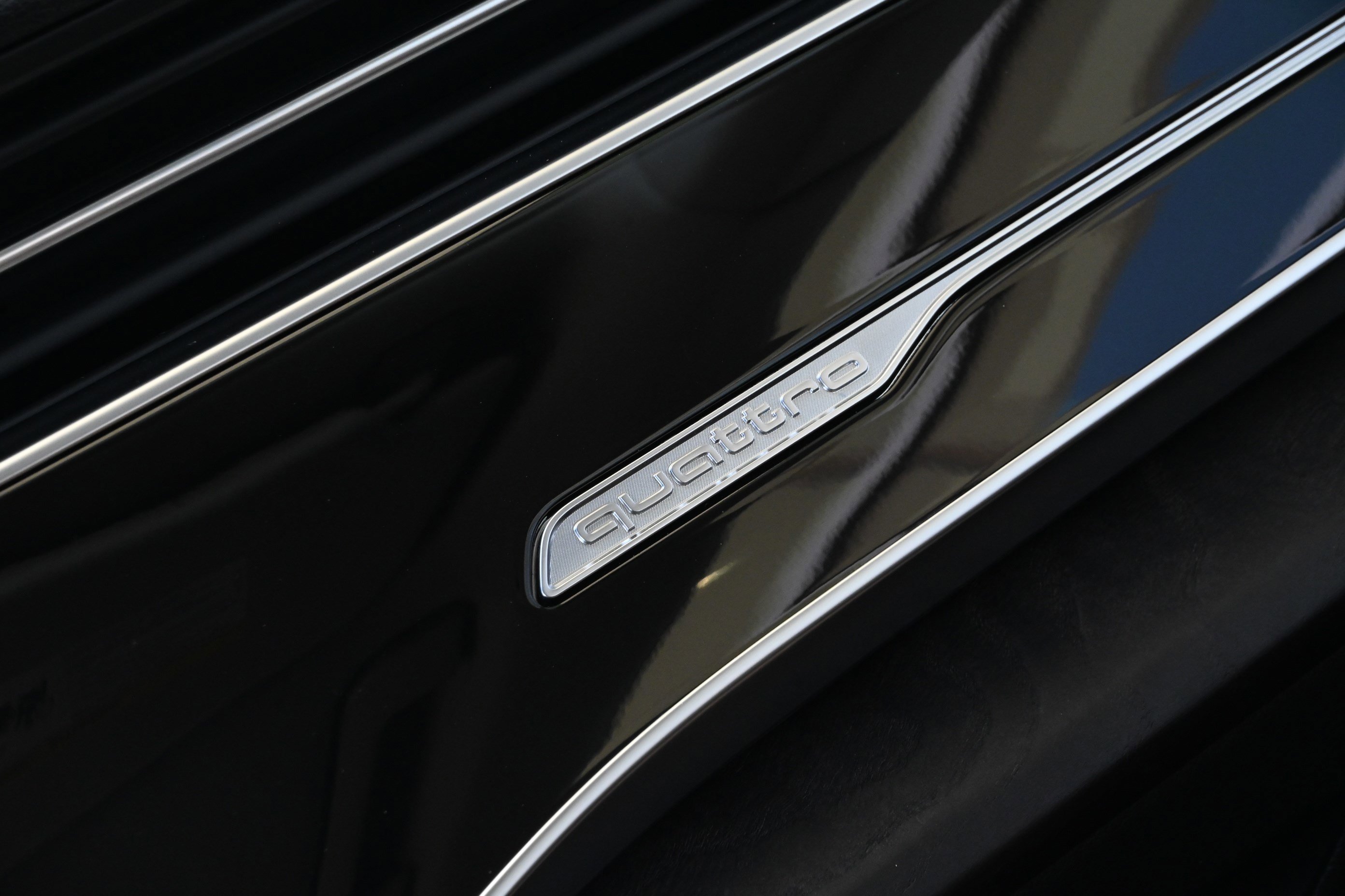 Used 2024 Audi Q8 Premium Plus image 38