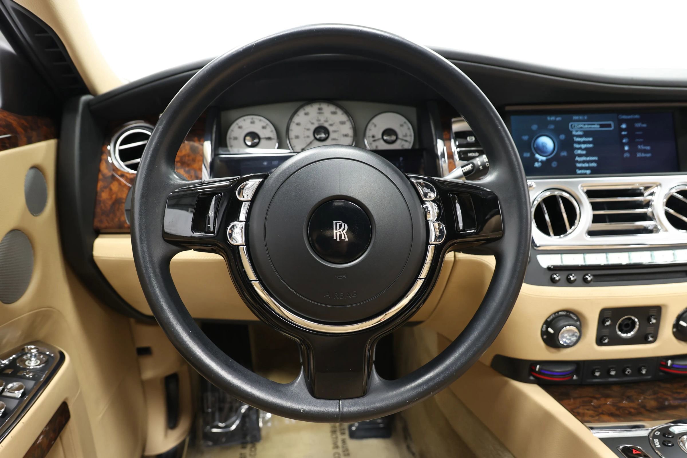 Used 2011 Rolls-Royce Ghost image 23
