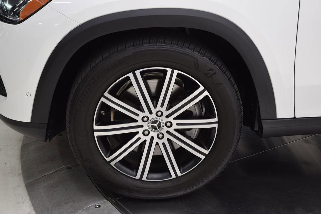 Used 2025 Mercedes-Benz GLE 450e 4MATIC image 12