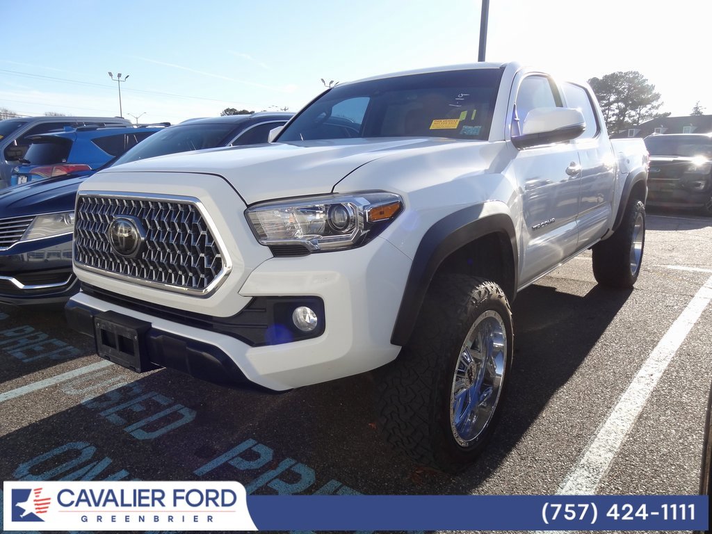 Used 2018 Toyota Tacoma TRD Off-Road image 3