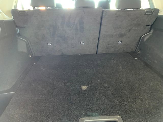 Used 2025 Nissan Rogue SV image 29