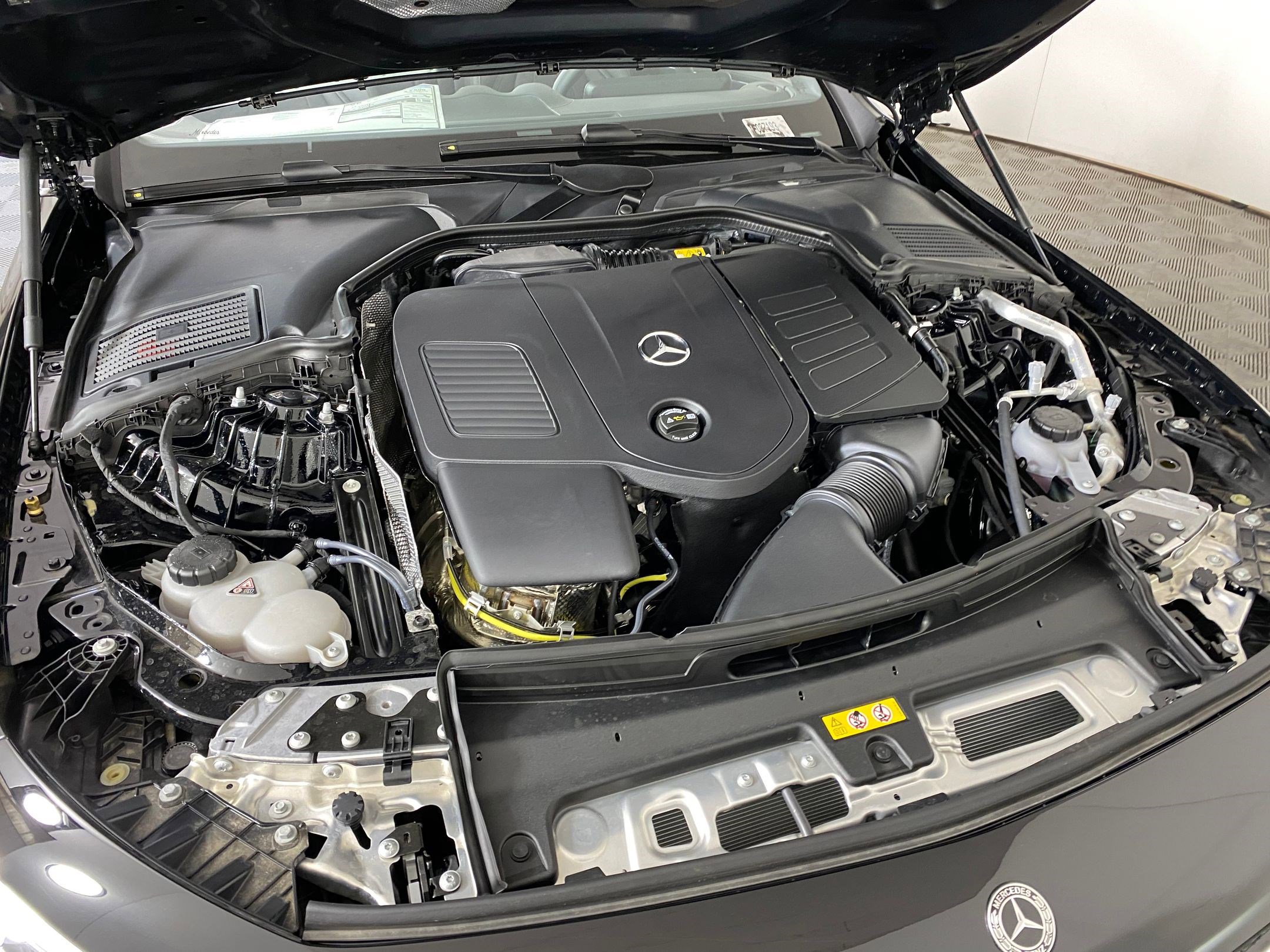 New 2026 Mercedes-Benz CLE 300 4MATIC Cabriolet image 32