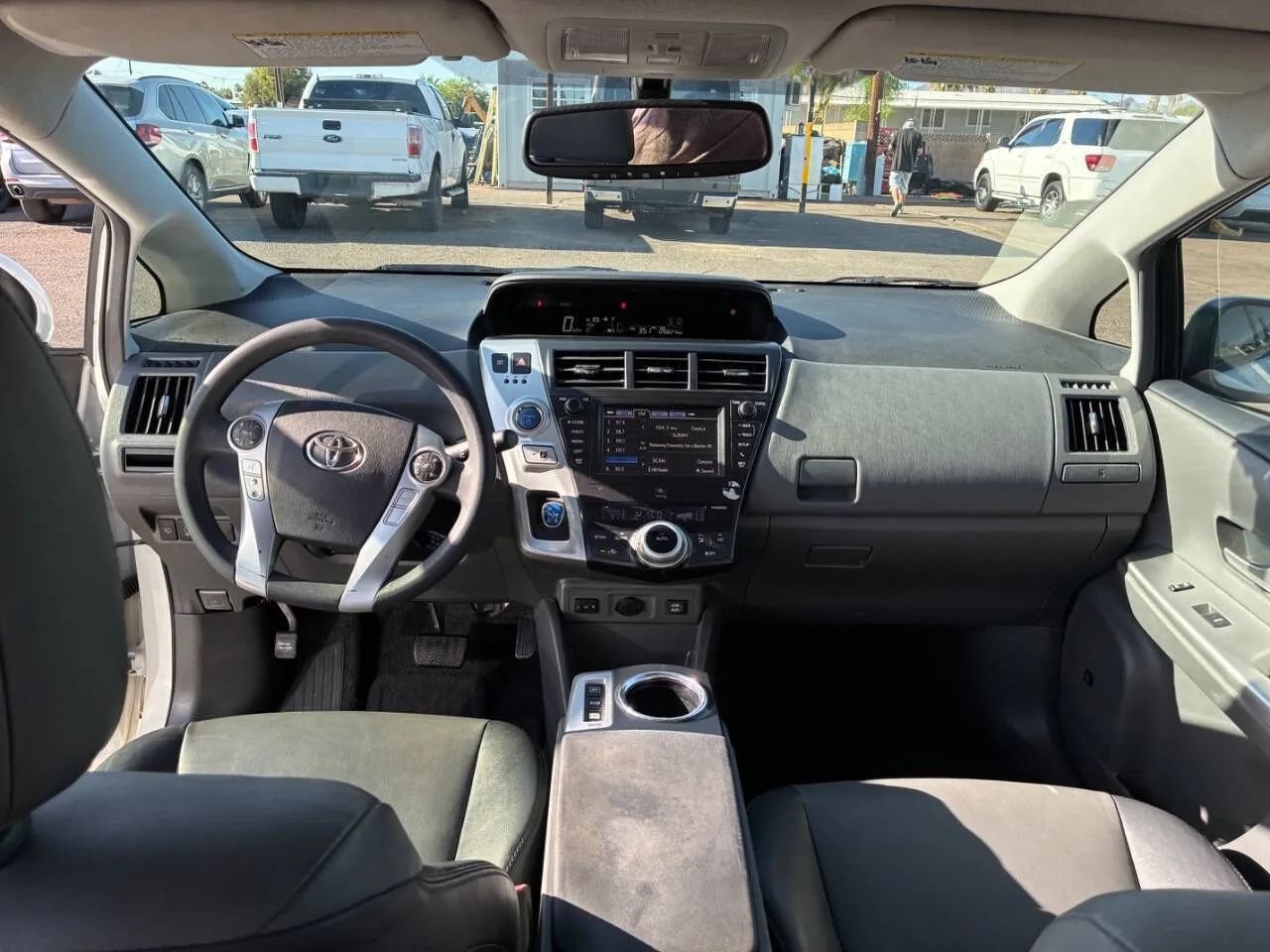 Used 2012 Toyota Prius V Five FWD image 21