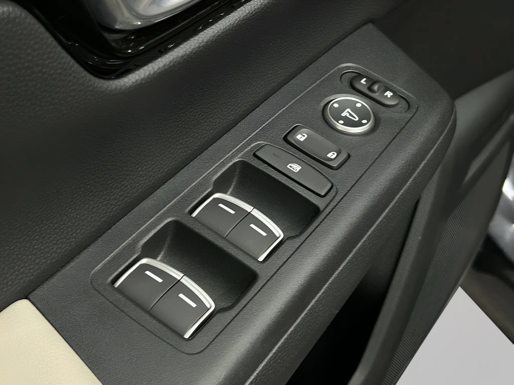 Certified 2026 Honda CR-V EX-L image 13