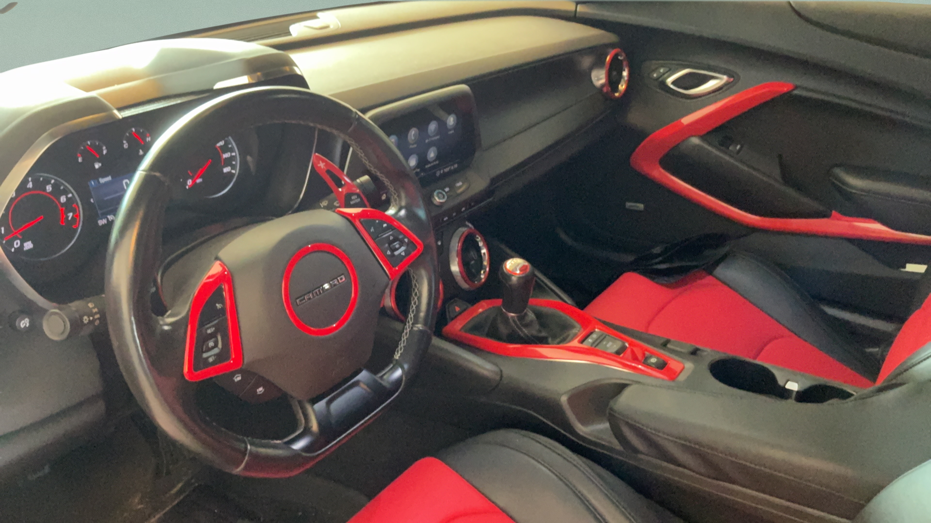 Used 2021 Chevrolet Camaro LT w/ Technology Package RWD image 25