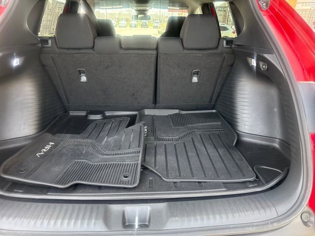Used 2024 Honda HR-V Sport image 17