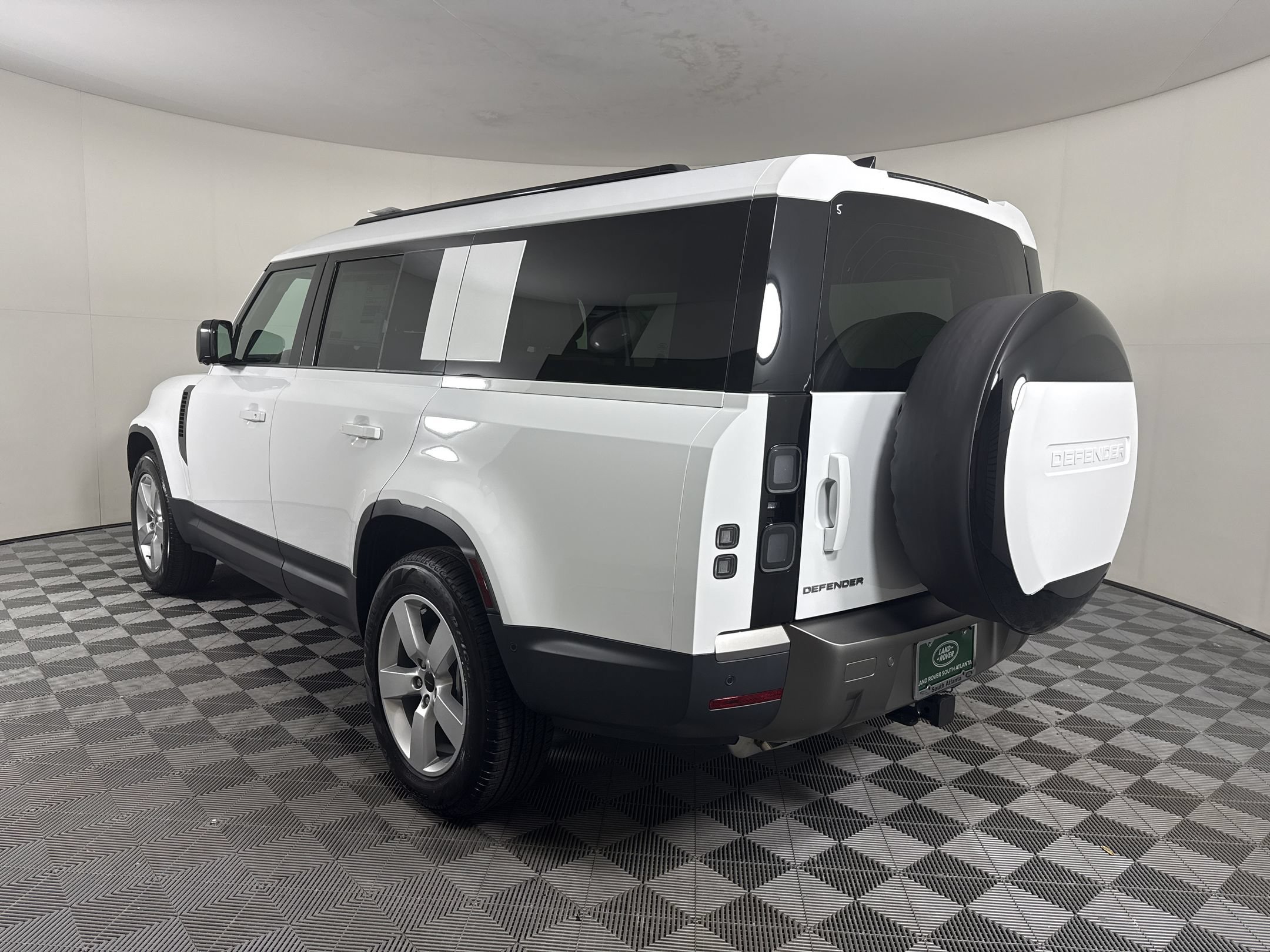 New 2026 Land Rover Defender 130 S AWD/4WD image 3