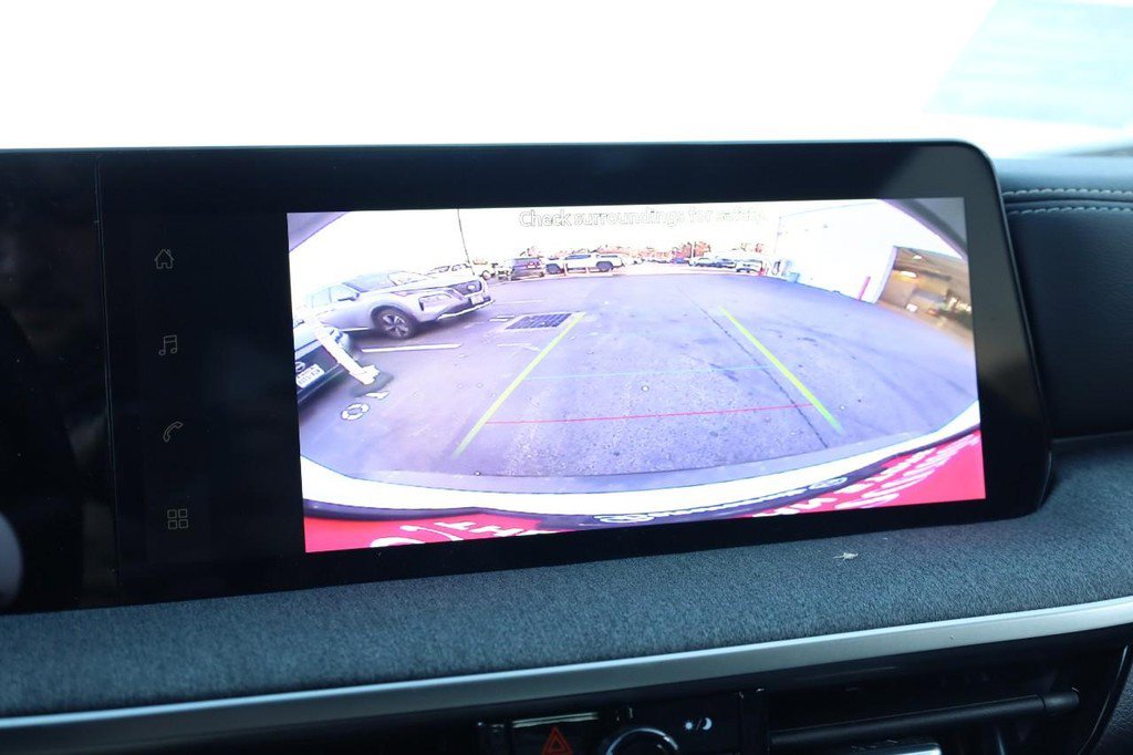 New 2026 Nissan Kicks SV image 12