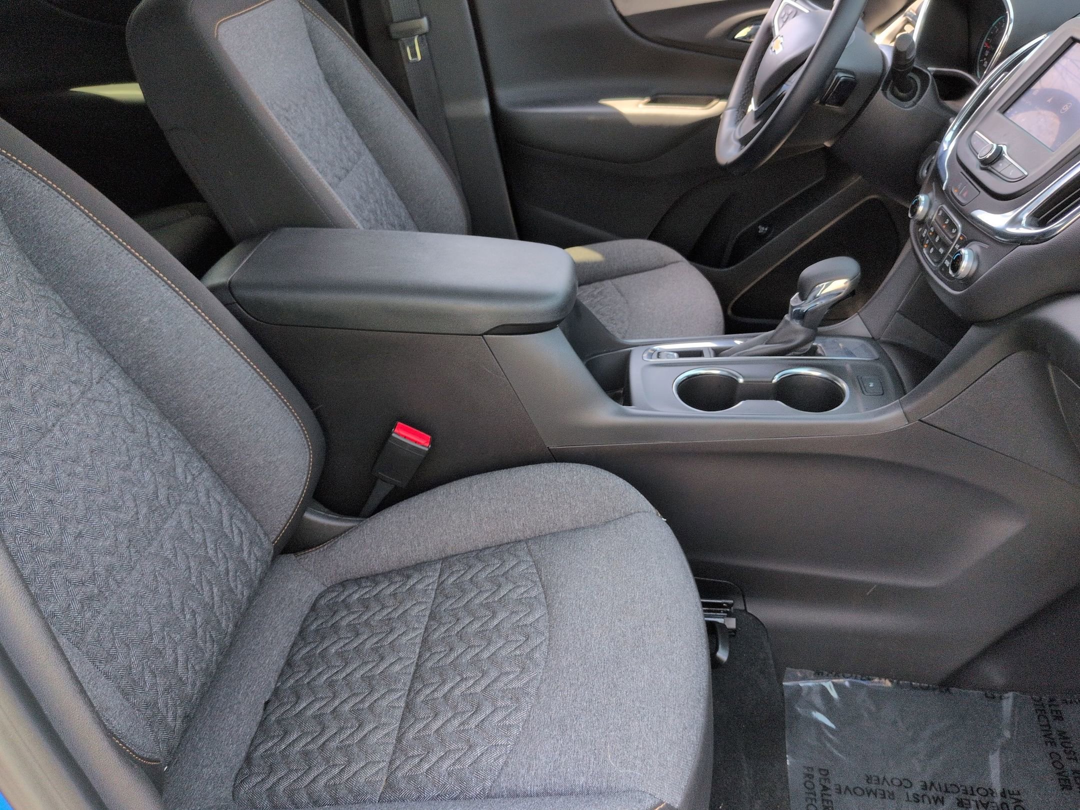 Certified 2024 Chevrolet Equinox LT w/ LPO, Floor Liner Package image 35