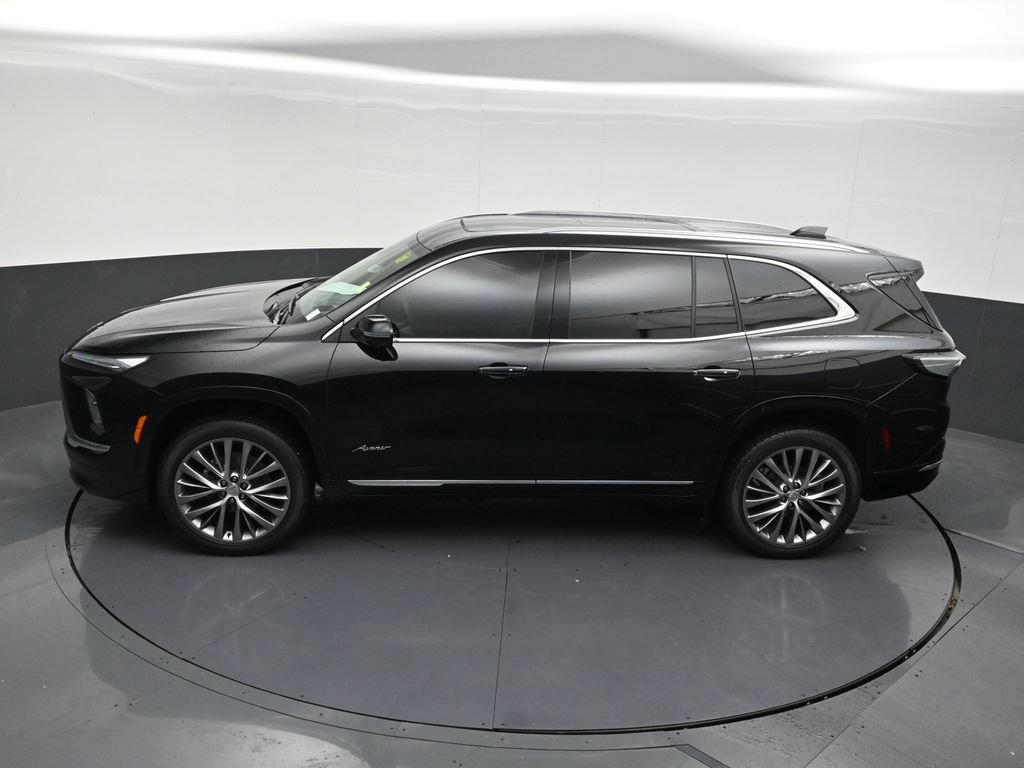 Used 2025 Buick Enclave Avenir w/ Trailering Package, 5000 lbs. FWD image 18