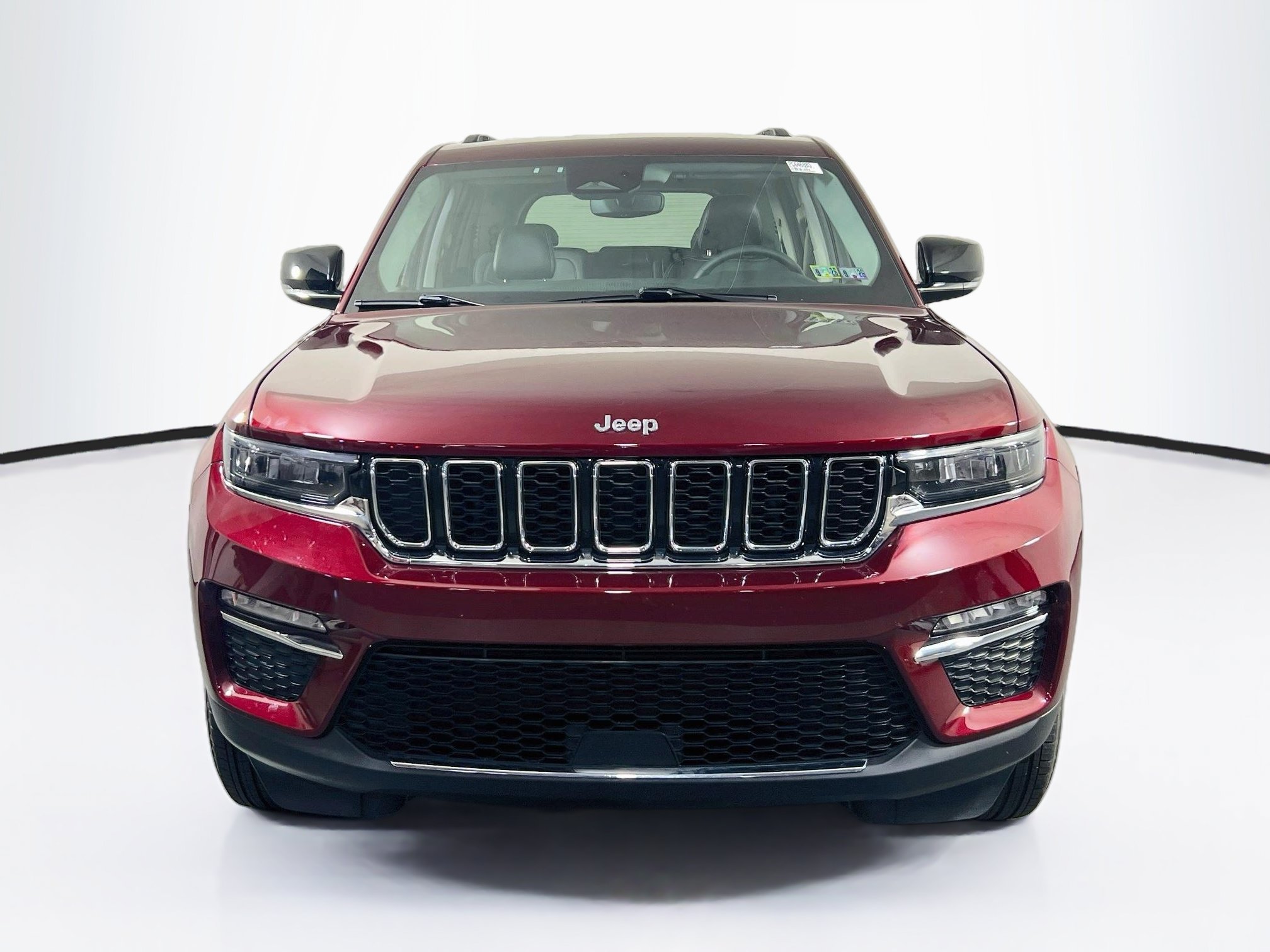 Used 2023 Jeep Grand Cherokee Limited w/ Trailer Tow Prep Group (B) AWD/4WD image 2