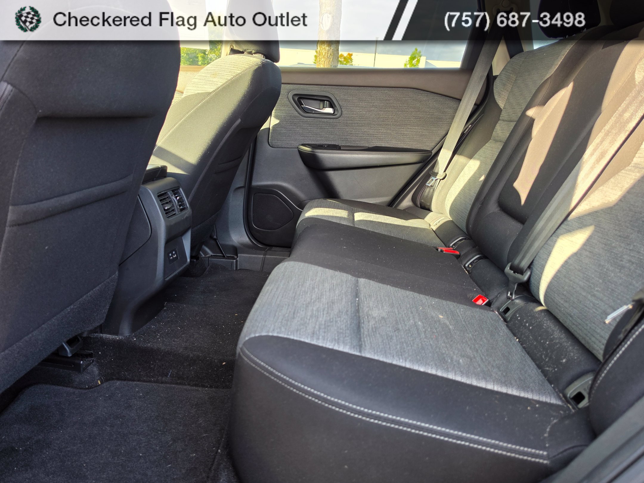 Used 2021 Nissan Rogue SV AWD/4WD image 17