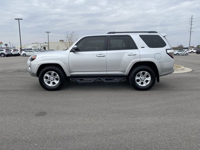 Used 2022 Toyota 4Runner SR5 image 10