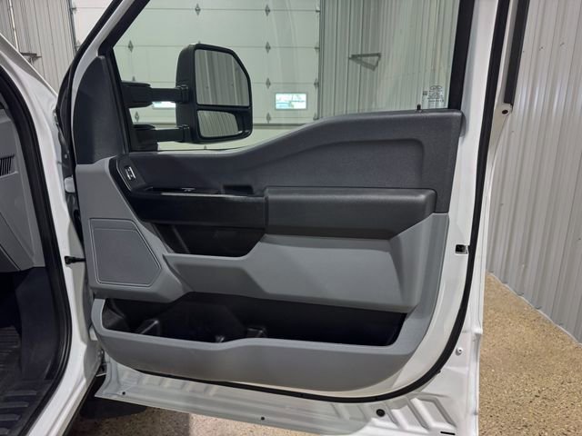 Used 2025 Ford F250 XL AWD/4WD image 22