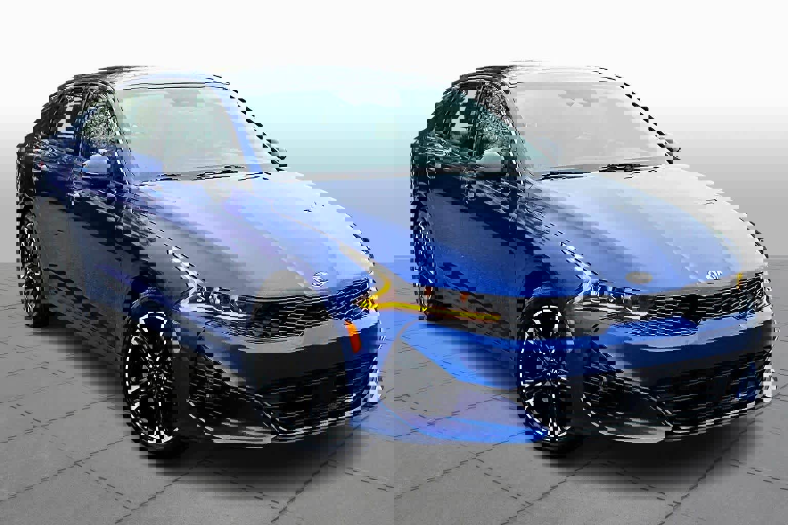 Used 2021 Kia K5 GT-Line w/ GT-Line FWD Premium Package image 3