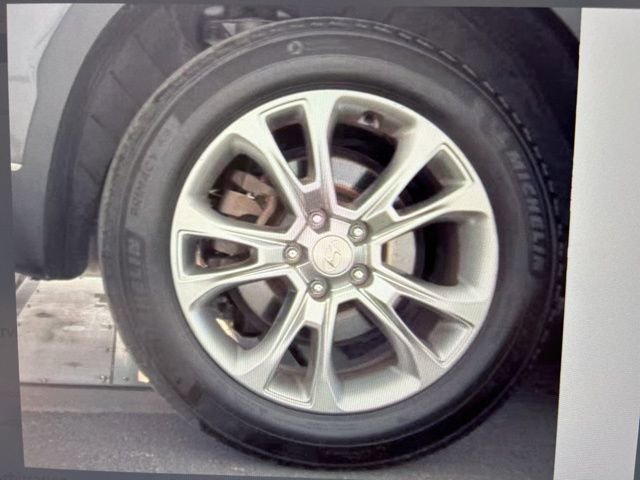 Used 2021 Hyundai Palisade SE image 16