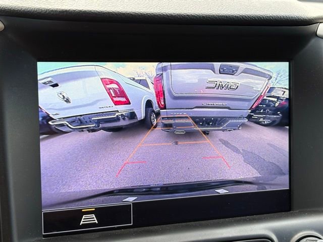 Used 2022 GMC Terrain Denali image 17