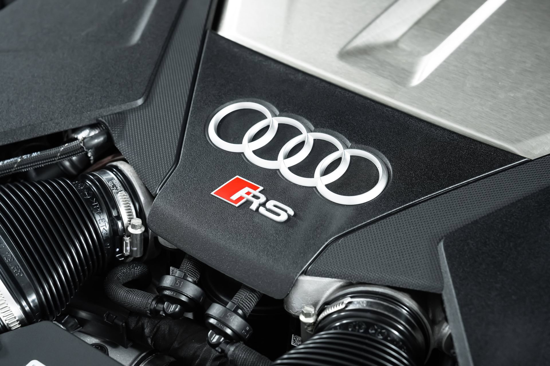 Used 2024 Audi RS 6 performance w/ Matte Carbon Package image 93