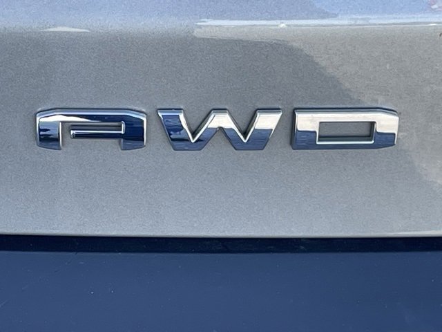 Certified 2023 GMC Acadia SLE w/ Driver Convenience Package image 21