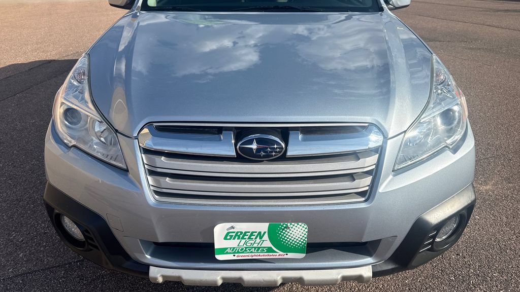 Used 2014 Subaru Outback 2.5i Limited AWD/4WD image 12