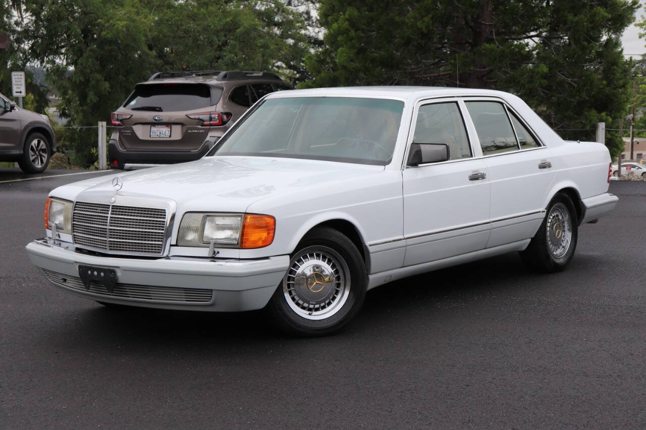Used 1989 Mercedes-Benz 300 SE image 4