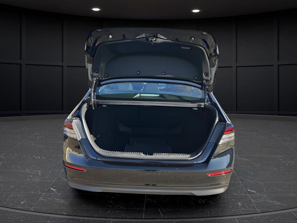 Used 2023 Honda Accord EX image 15