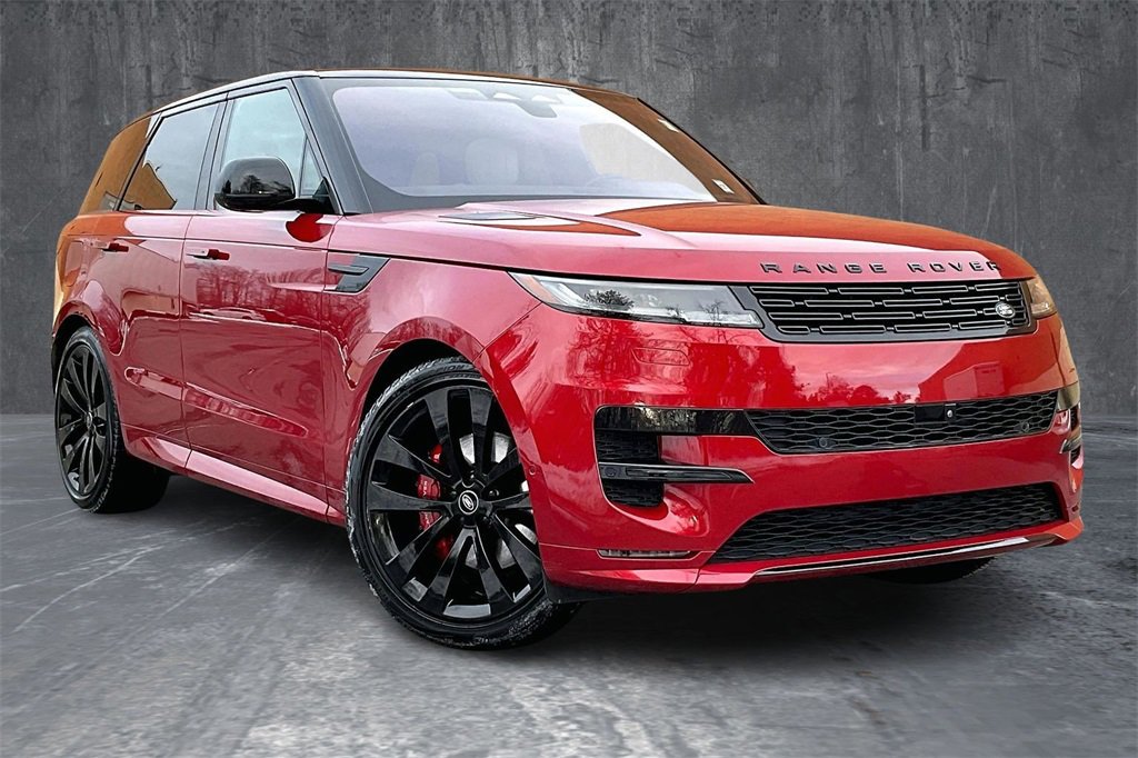 Used 2023 Land Rover Range Rover Sport SE Dynamic image 3