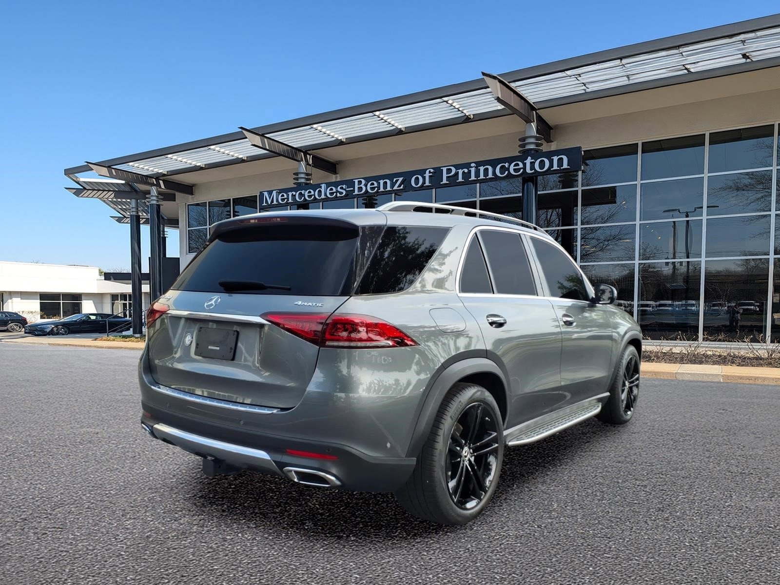 Certified 2022 Mercedes-Benz GLE 350 4MATIC image 3