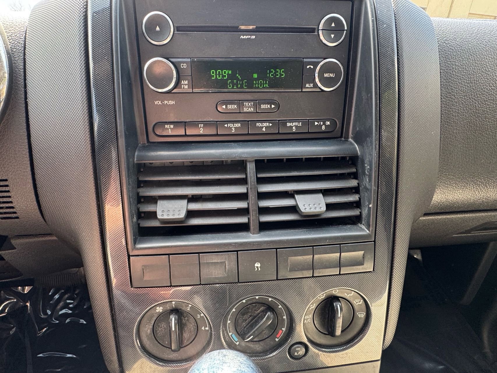 Used 2008 Ford Explorer XLT RWD image 6