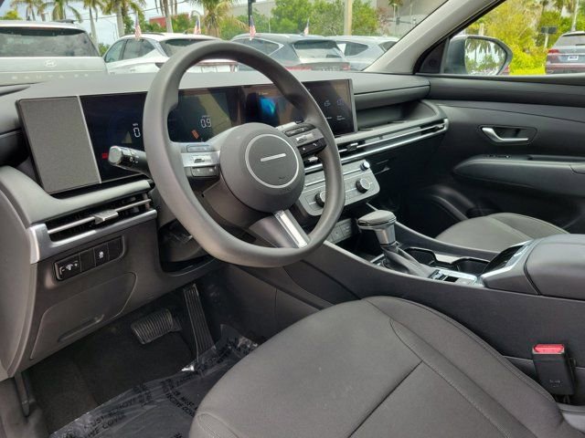 Certified 2026 Hyundai Tucson SE FWD image 14