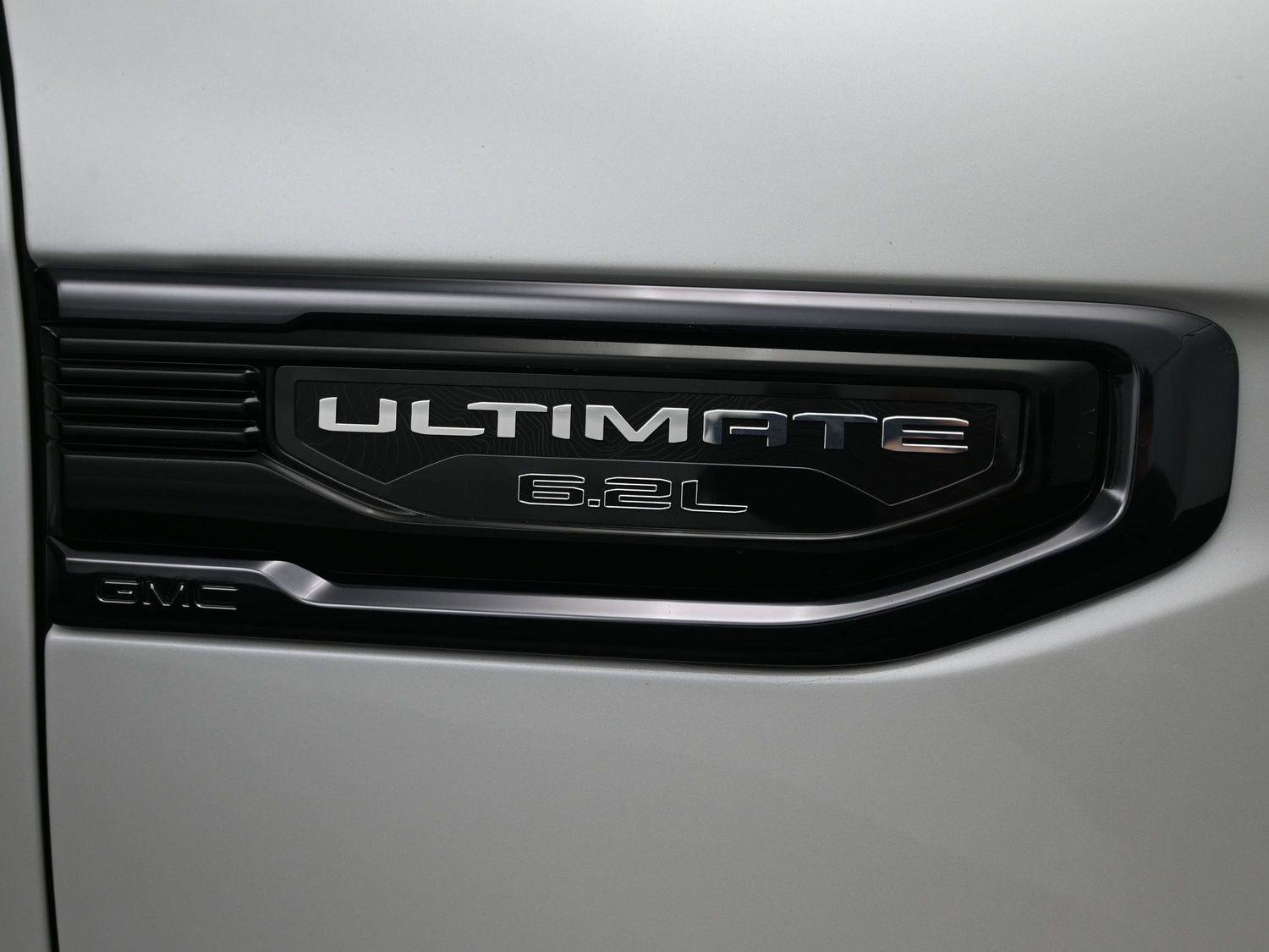 Used 2024 GMC Sierra 1500 Denali Ultimate image 6