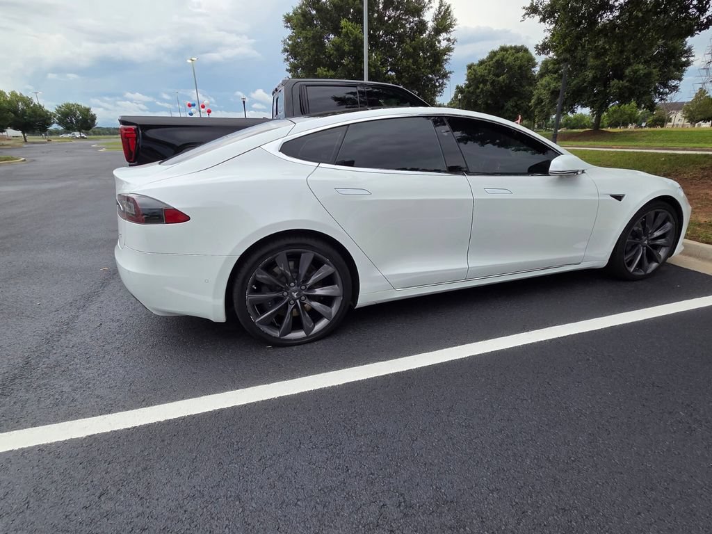 Used 2017 Tesla Model S 75 RWD image 10