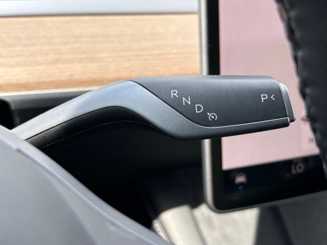 Used 2022 Tesla Model Y Performance AWD/4WD image 22